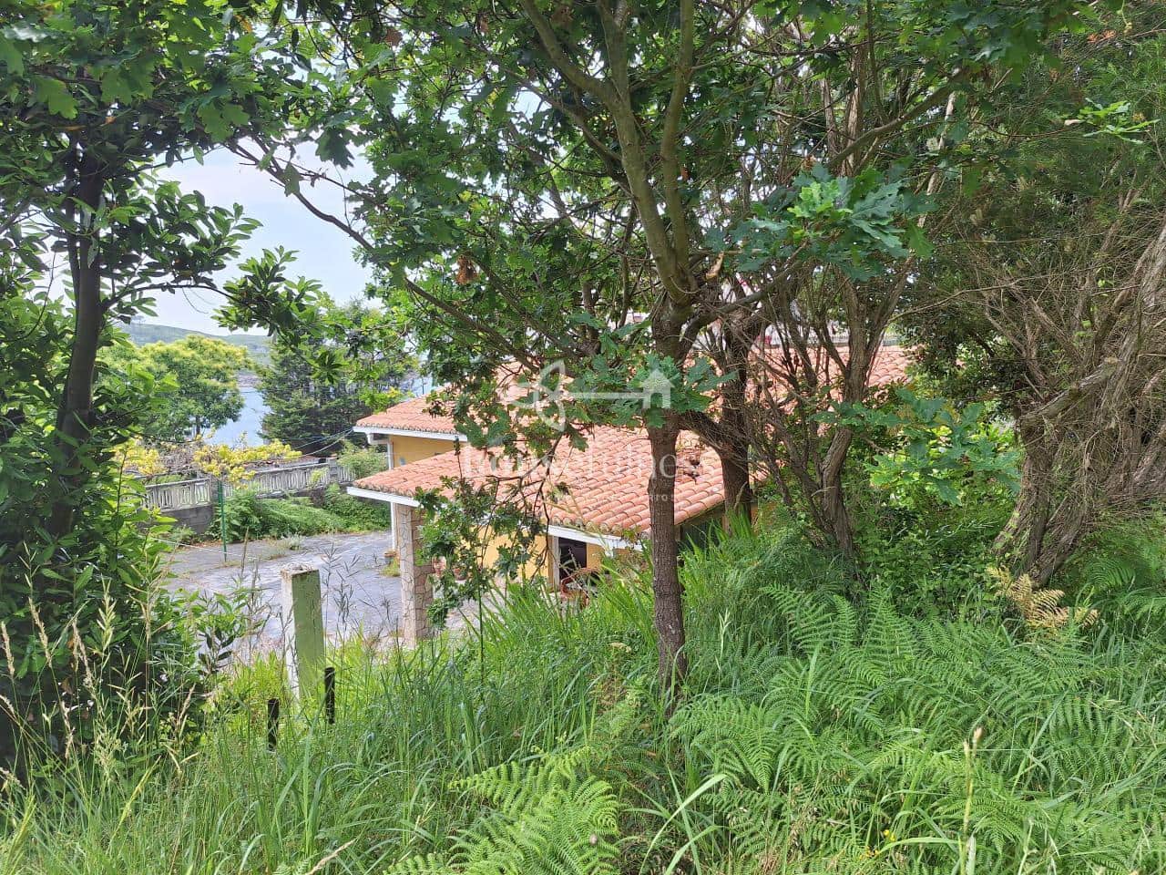 3 soveværelse Byhus til salg i Ares med garage - € 150.000 (Ref: 9218873)