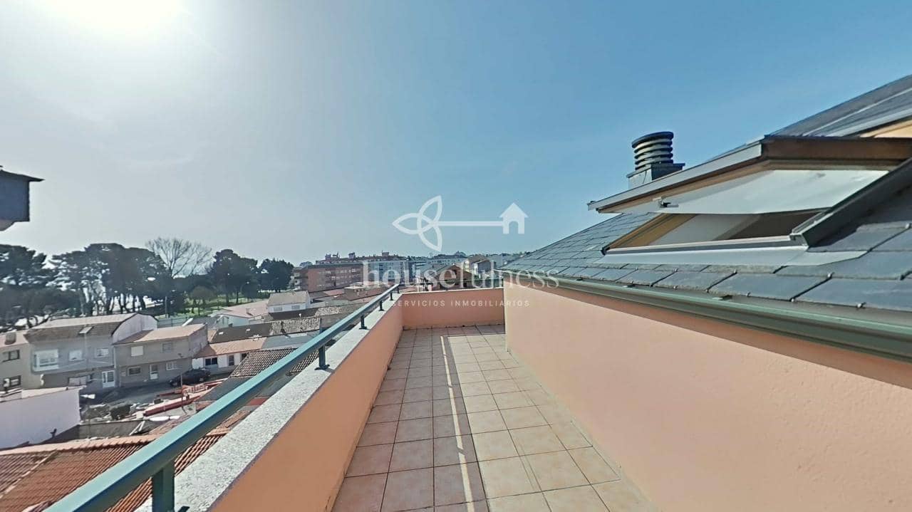 2 bedroom Beach Apartment for sale in Ares with garage - € 234,900 (Ref: 9218881)