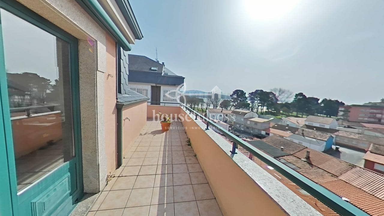 2 bedroom Beach Apartment for sale in Ares with garage - € 234,900 (Ref: 9218881)