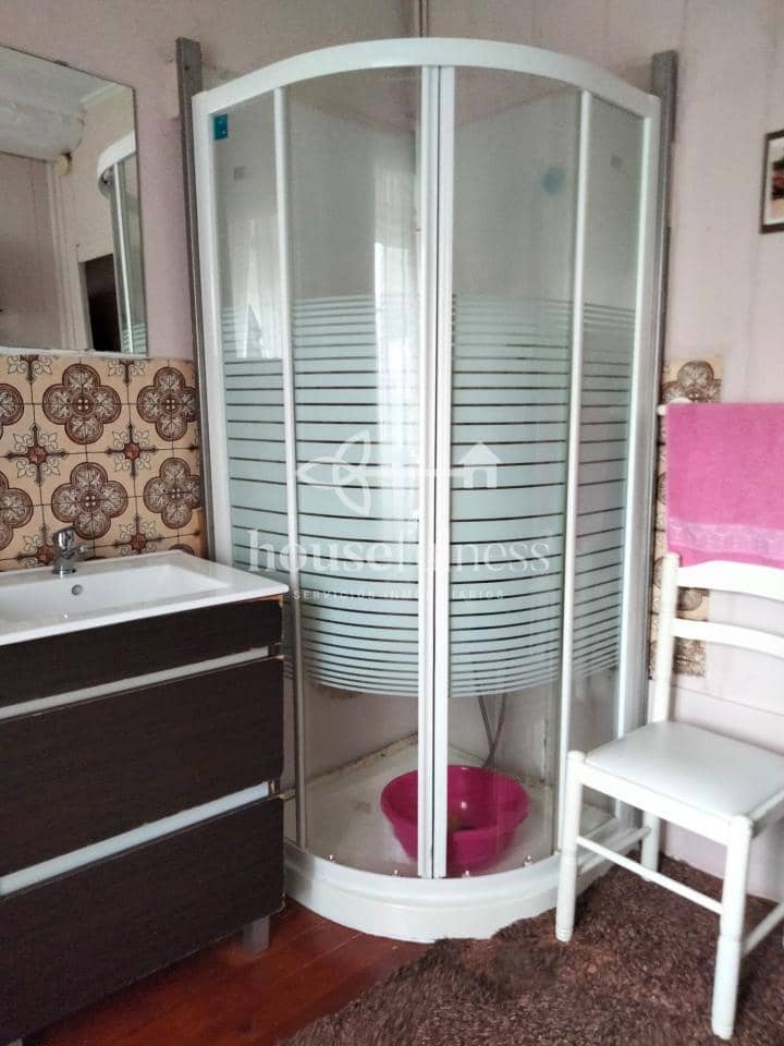 5 bedroom Townhouse for sale in Fene with garage - € 67,000 (Ref: 9218882)