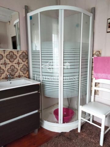 5 soverom Hus til salgs i Fene med garasje - € 67 000 (Ref: 9218882)