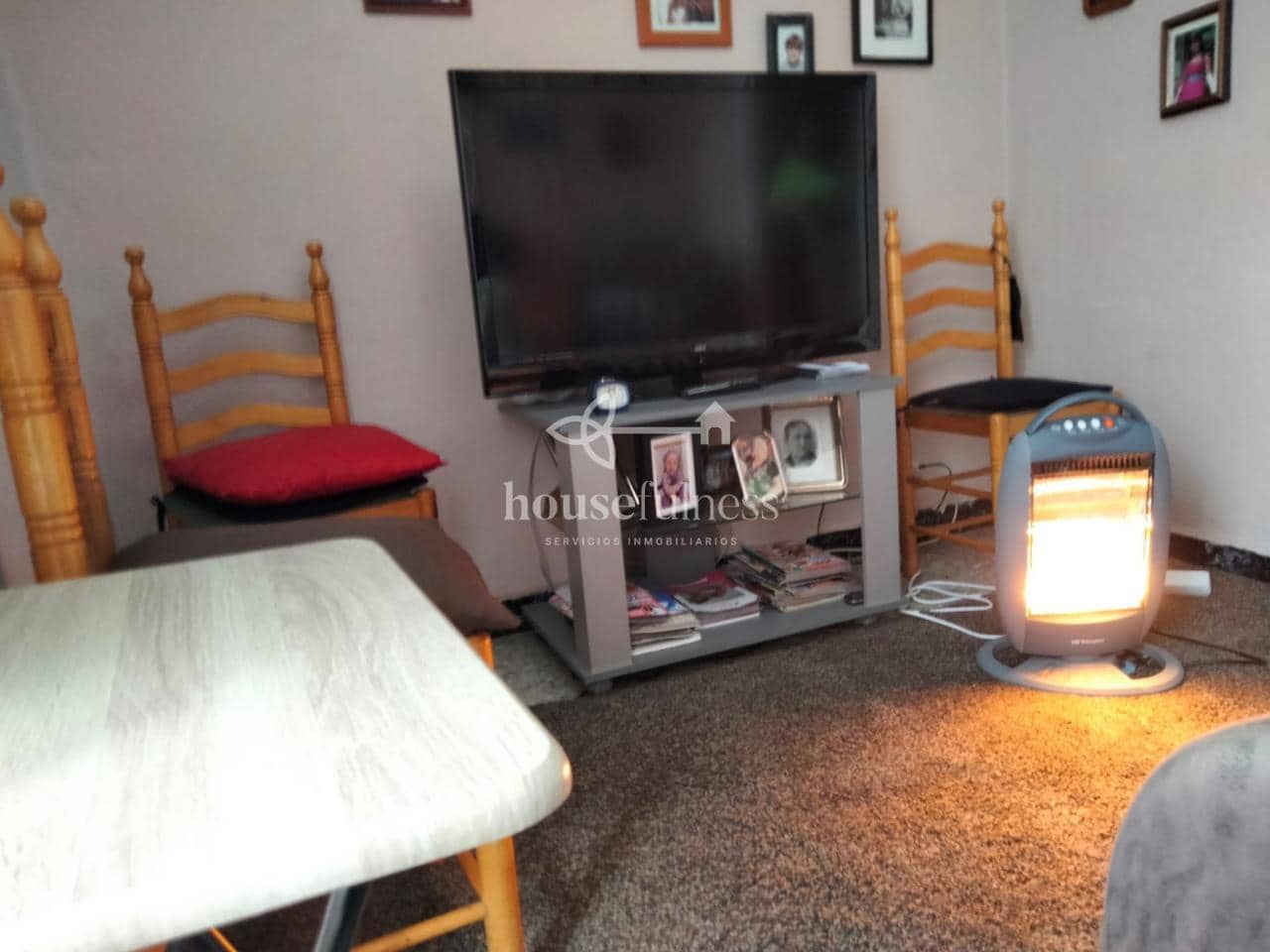 5 bedroom Townhouse for sale in Fene with garage - € 67,000 (Ref: 9218882)