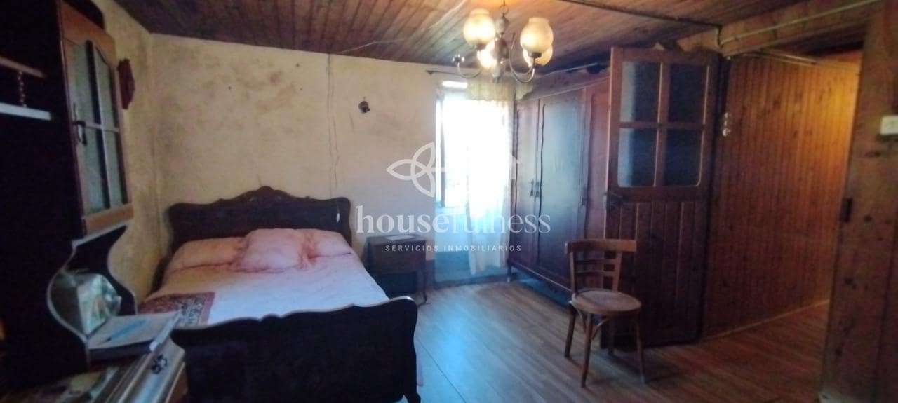 4 sypialnia Finka/Dom wiejski na sprzedaż w Moeche z garażem - 65 000 € (Ref: 9218885)