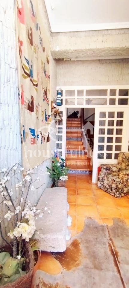 5 soveværelse Byhus til salg i Mugardos med garage - € 499.000 (Ref: 9218886)