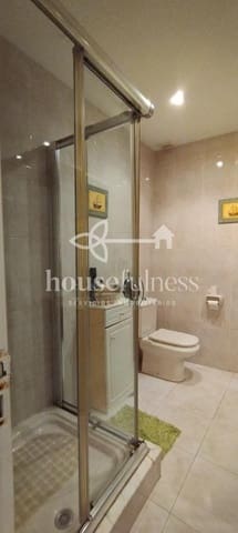 5 bedroom Townhouse for sale in Mugardos with garage - € 499,000 (Ref: 9218886)