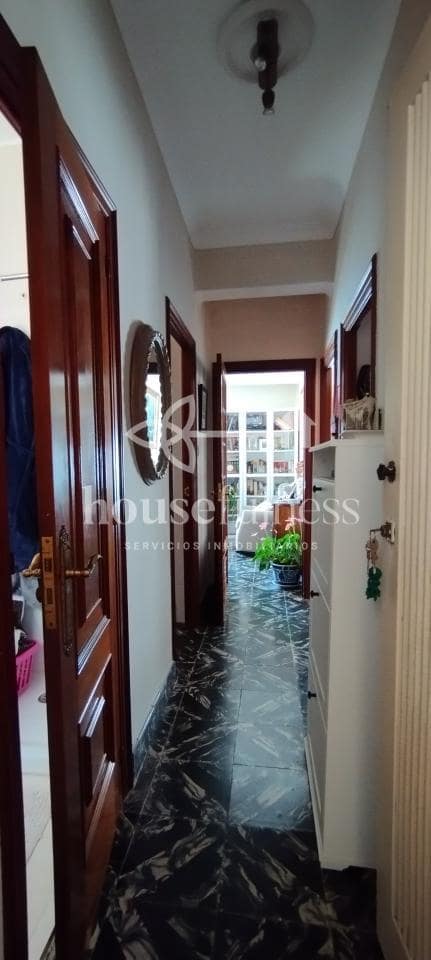 5 soveværelse Byhus til salg i Mugardos med garage - € 499.000 (Ref: 9218886)