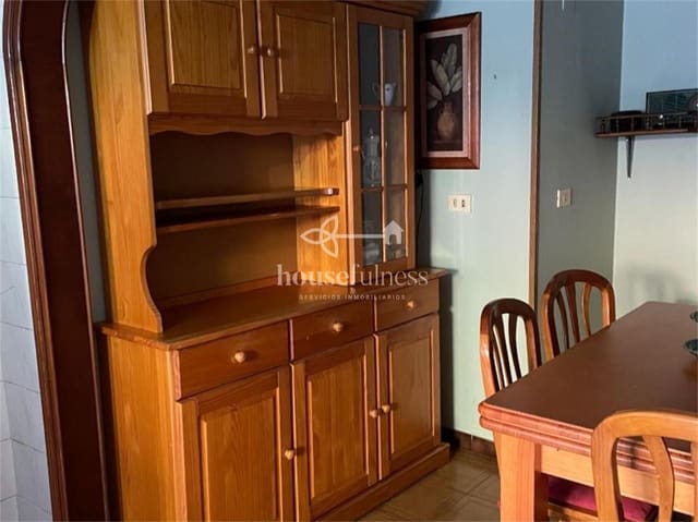 3 bedroom Semi-detached Villa for sale in Cedeira with garage - € 90,000 (Ref: 9218896)