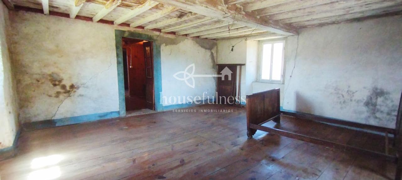 Casa de 3 habitaciones en Moeche en venta con garaje - 86.000 € (Ref: 9218897)