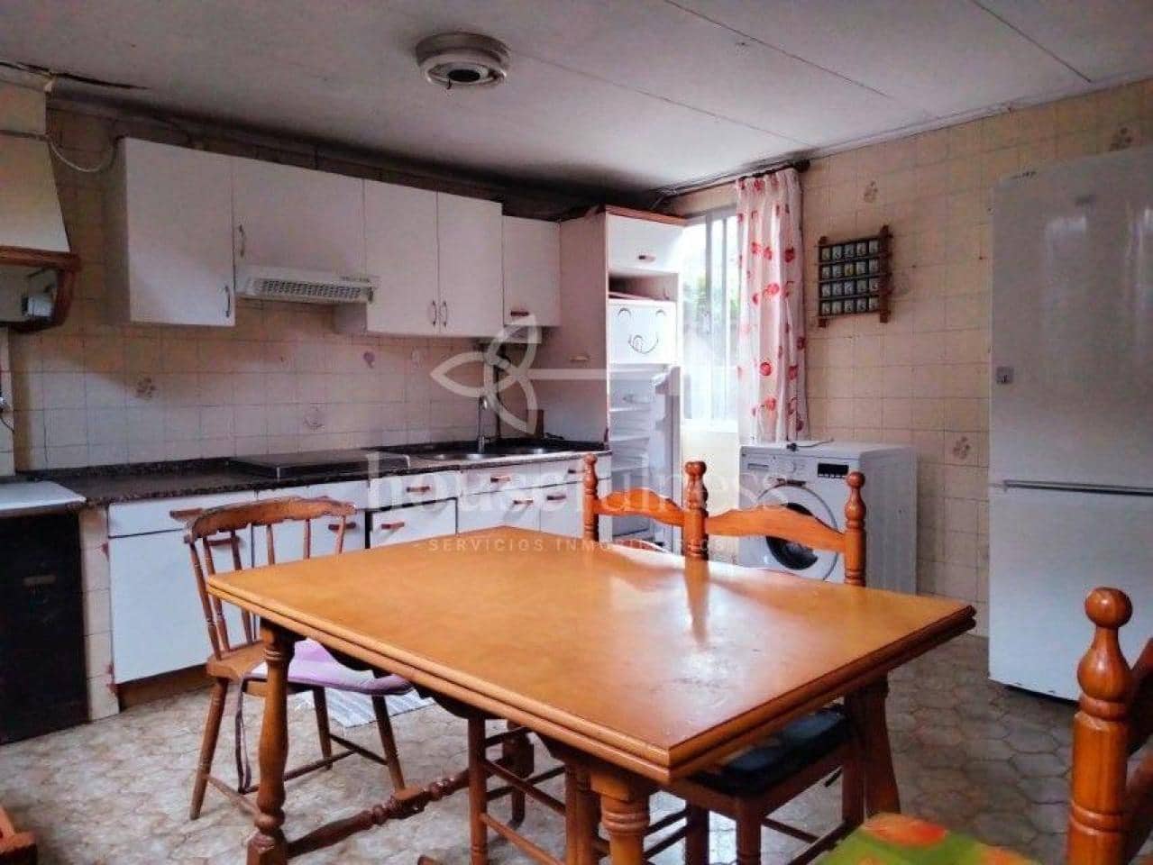 4 quarto Moradia Geminada para venda em Pontedeume - 90 000 € (Ref: 9218899)