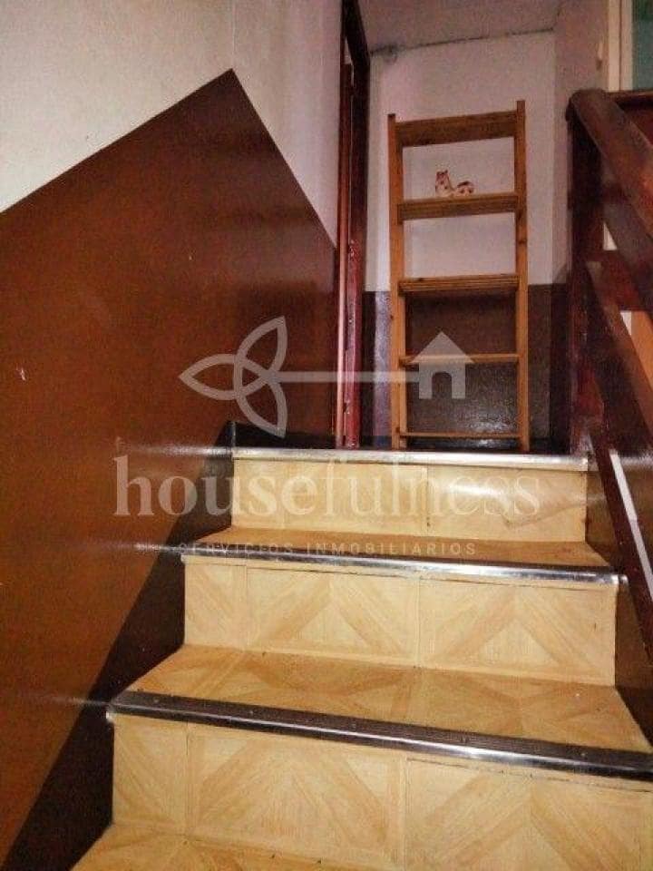 4 quarto Moradia Geminada para venda em Pontedeume - 90 000 € (Ref: 9218899)