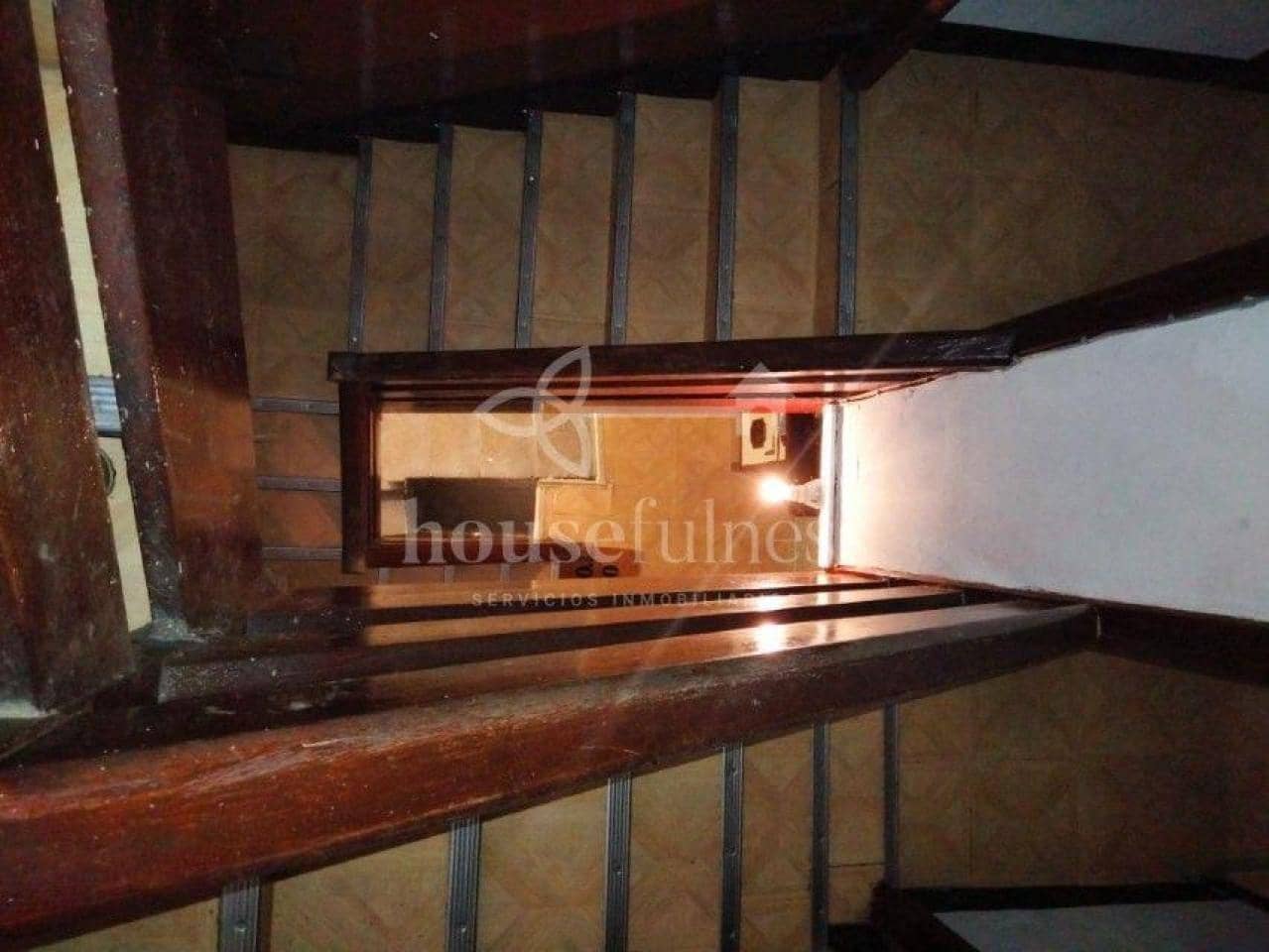 4 quarto Moradia Geminada para venda em Pontedeume - 90 000 € (Ref: 9218899)