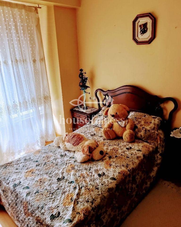 3 slaapkamer Flat te koop in Ferrol - € 93.000 (Ref: 9218903)