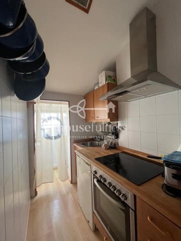 2 bedroom Apartment for sale in Ferrol - € 85,000 (Ref: 9218904)