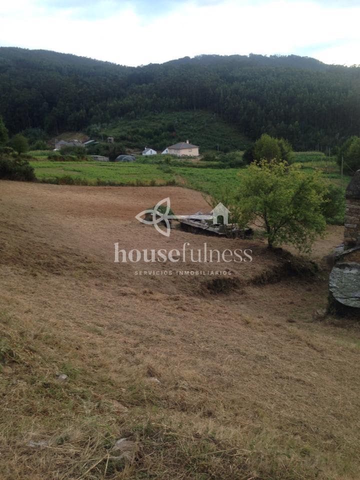 8 soverom Villa til salgs i O Vicedo - € 150 000 (Ref: 9218906)