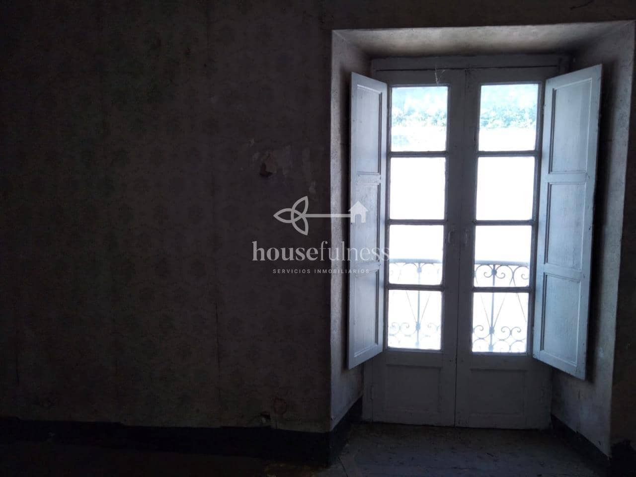 4 soveværelse Byhus til salg i Ferrol med garage - € 120.000 (Ref: 9218907)