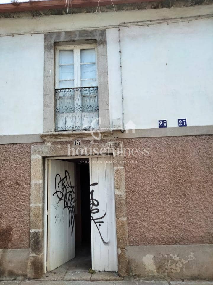 4 soveværelse Byhus til salg i Ferrol med garage - € 120.000 (Ref: 9218907)