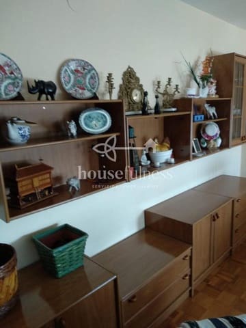 4 bedroom Flat for sale in Ferrol with garage - € 143,000 (Ref: 9218911)