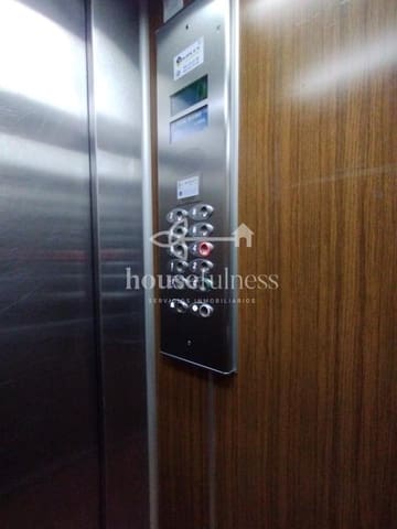 4 sypialnia Mieszkanie na sprzedaż w Ferrol z garażem - 129 000 € (Ref: 9218911)