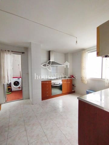 4 sypialnia Mieszkanie na sprzedaż w Ferrol z garażem - 129 000 € (Ref: 9218911)