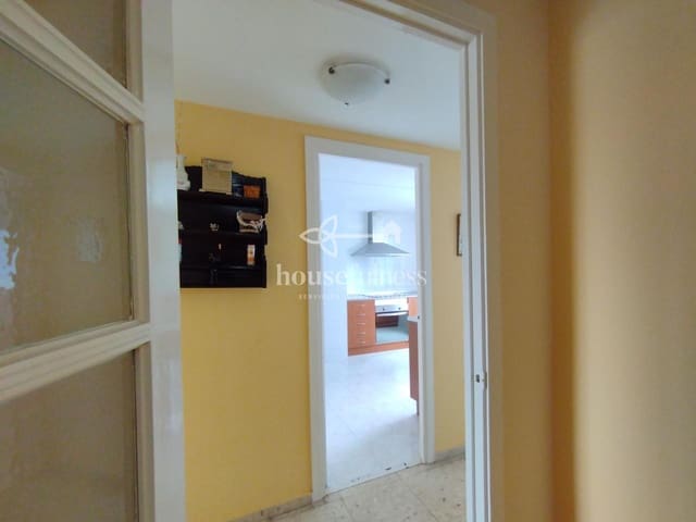 4 sypialnia Mieszkanie na sprzedaż w Ferrol z garażem - 129 000 € (Ref: 9218911)