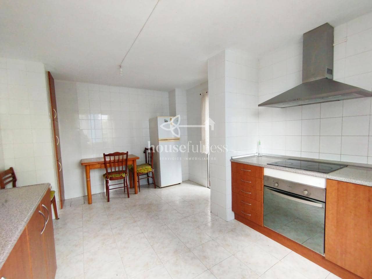 4 slaapkamer Flat te koop in Ferrol met garage - € 129.000 (Ref: 9218911)