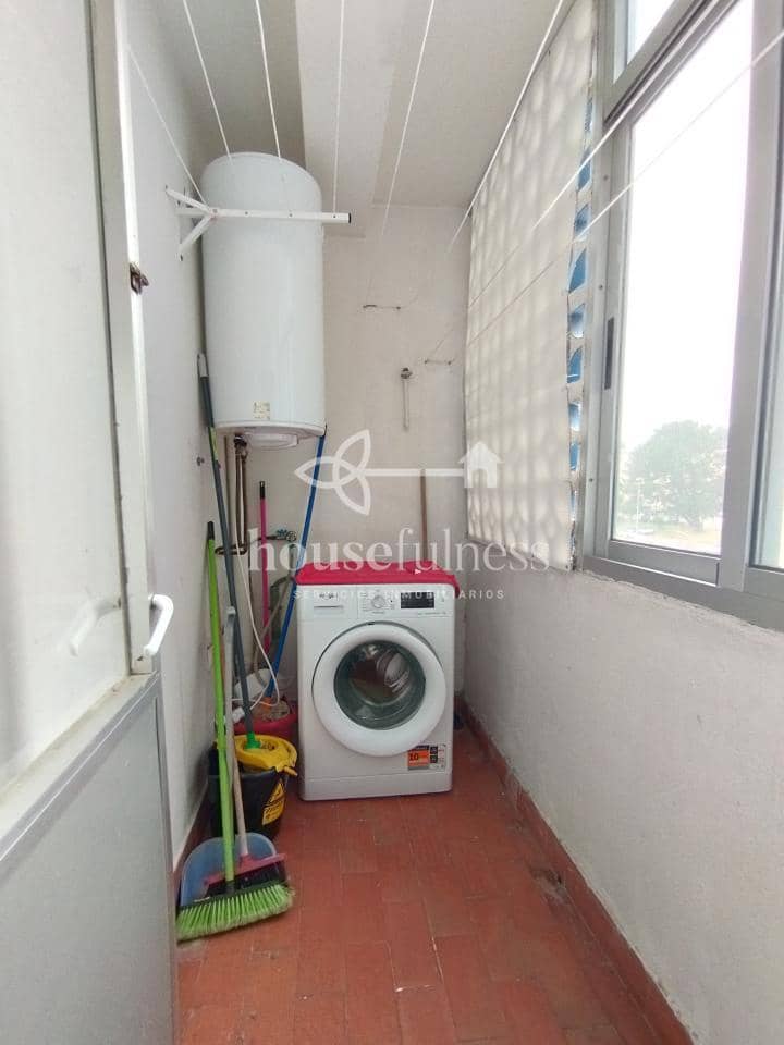 4 slaapkamer Flat te koop in Ferrol met garage - € 129.000 (Ref: 9218911)