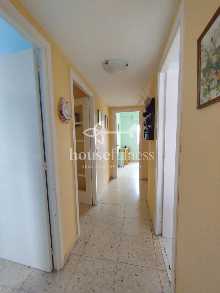 4 slaapkamer Flat te koop in Ferrol met garage - € 129.000 (Ref: 9218911)