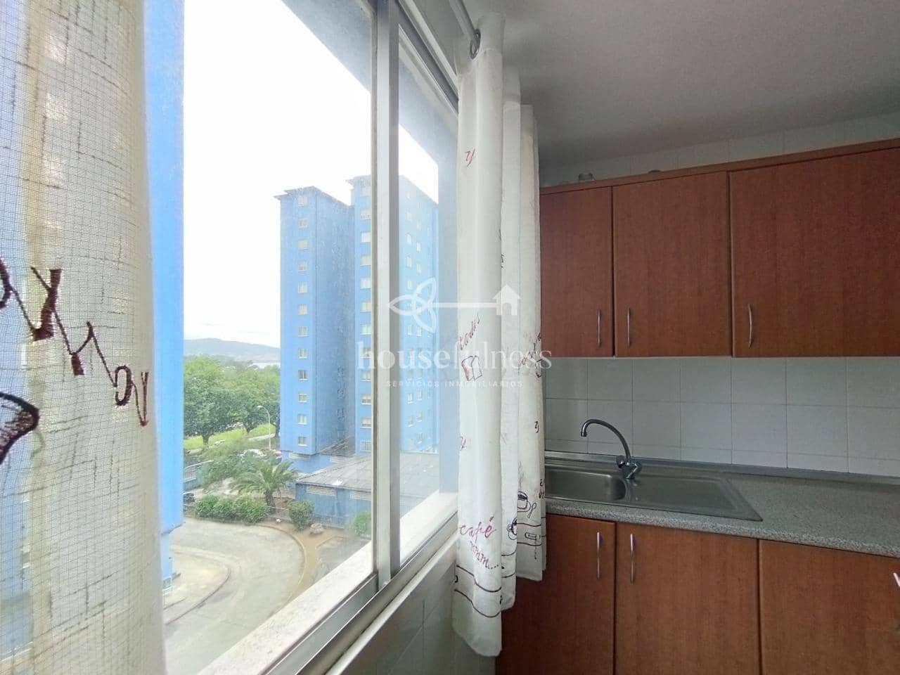 4 slaapkamer Flat te koop in Ferrol met garage - € 129.000 (Ref: 9218911)