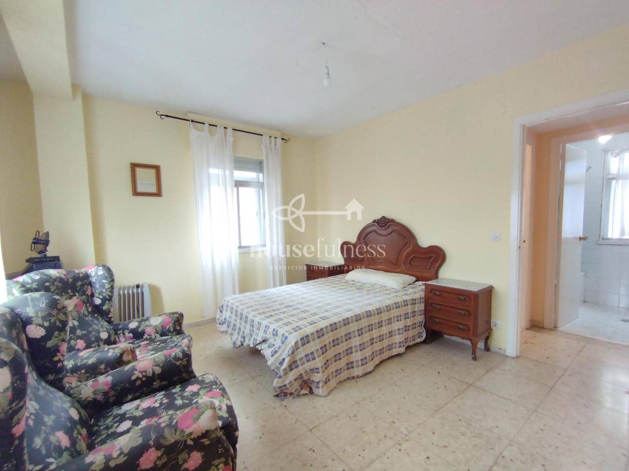 4 slaapkamer Flat te koop in Ferrol met garage - € 129.000 (Ref: 9218911)
