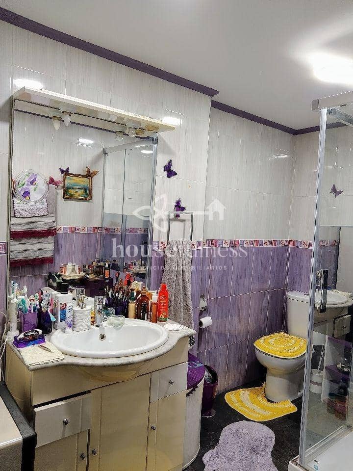 2 bedroom Flat for sale in Ferrol - € 115,000 (Ref: 9218915)