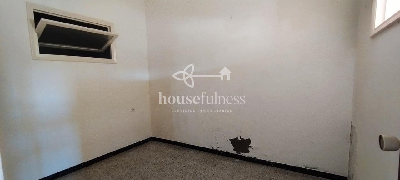 3 quarto Casa em Banda para venda em Mugardos - 68 000 € (Ref: 9218917)