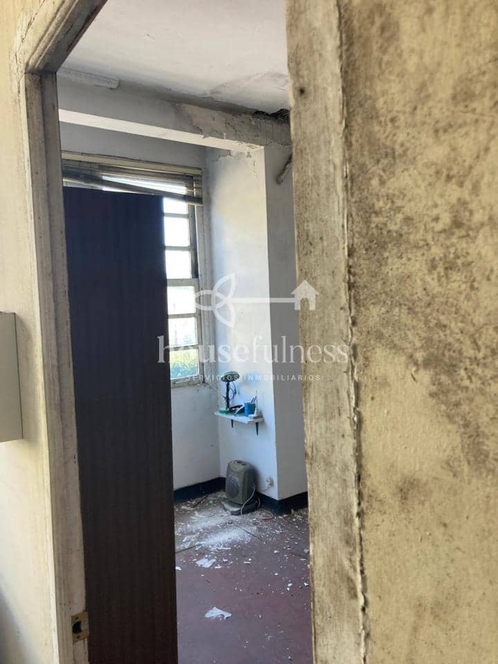 Dom na sprzedaż w Ferrol z garażem - 53 000 € (Ref: 9219731)