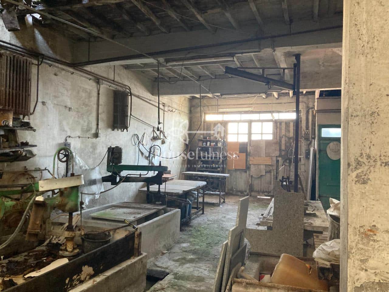 Dom na sprzedaż w Ferrol z garażem - 53 000 € (Ref: 9219731)