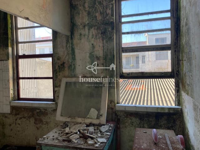 Dom na sprzedaż w Ferrol z garażem - 53 000 € (Ref: 9219731)