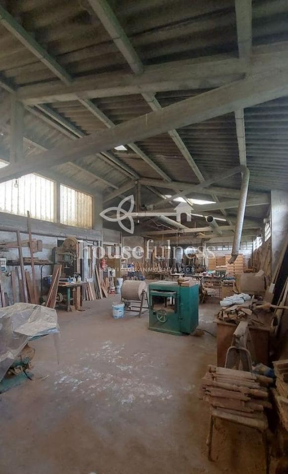 5 bedroom Villa for sale in San Sadurnino with garage - € 195,000 (Ref: 9219732)