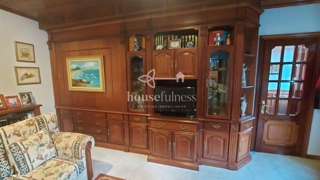 5 bedroom Villa for sale in San Sadurniño with garage - € 195,000 (Ref: 9219732)