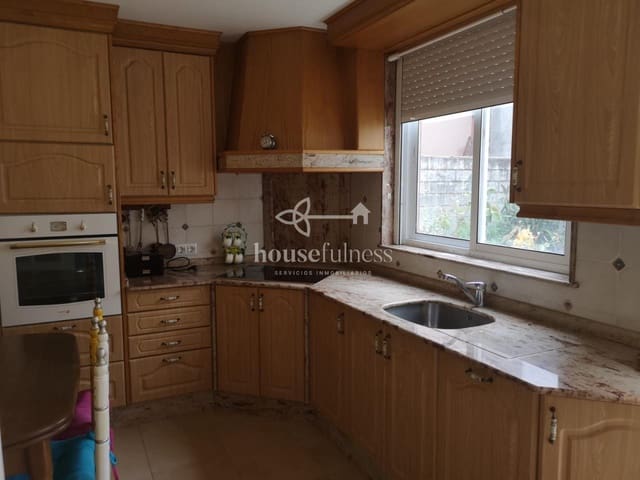 5 slaapkamer Huis te koop in Cedeira met garage - € 280.000 (Ref: 9226258)