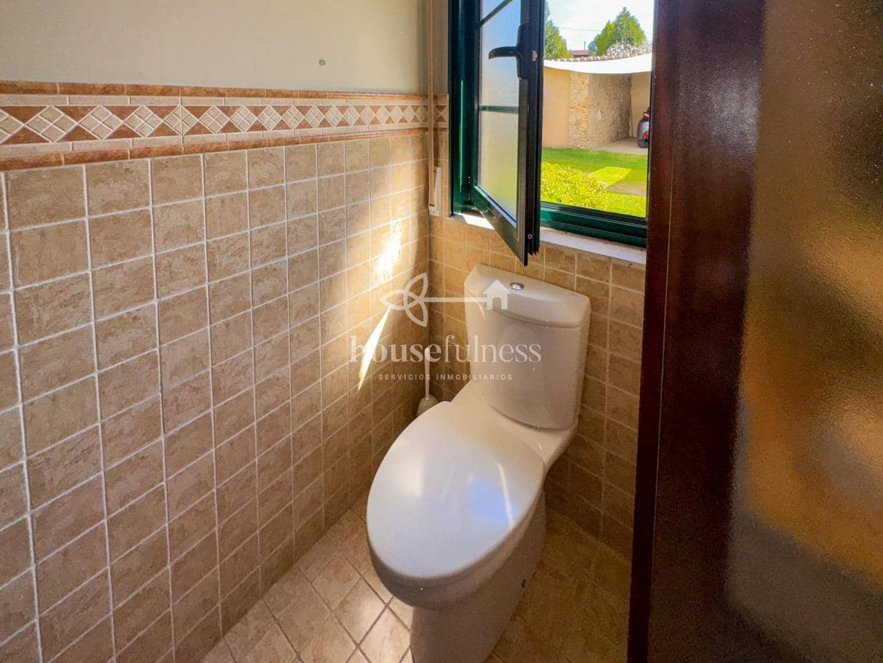 6 slaapkamer Villa te koop in Cabanas met zwembad garage - € 1.200.000 (Ref: 9232394)