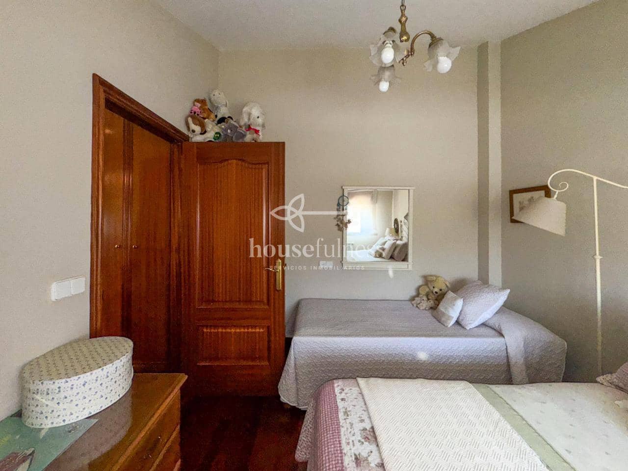 6 slaapkamer Villa te koop in Cabanas met zwembad garage - € 1.200.000 (Ref: 9232394)