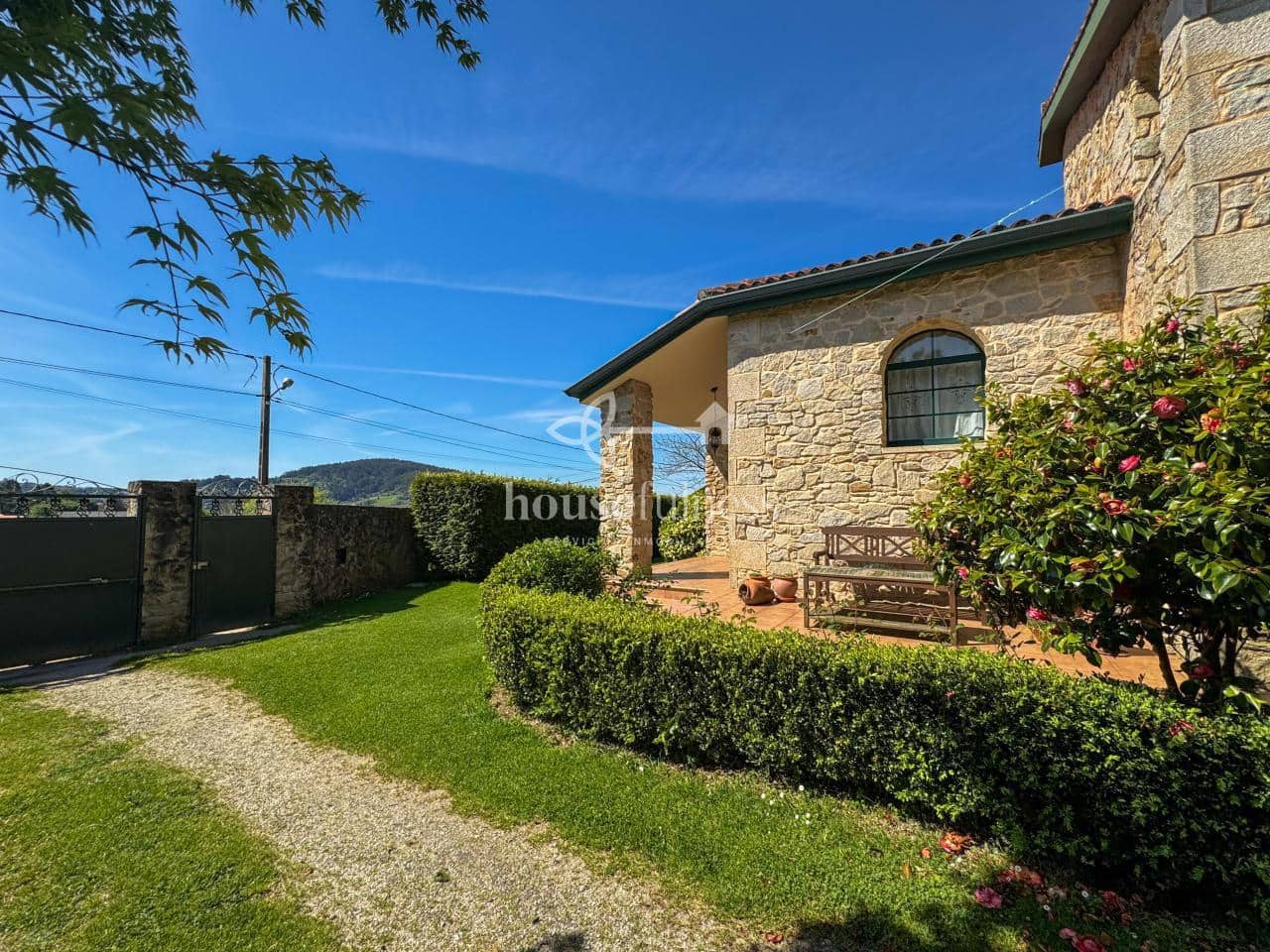 6 slaapkamer Villa te koop in Cabanas met zwembad garage - € 1.200.000 (Ref: 9232394)