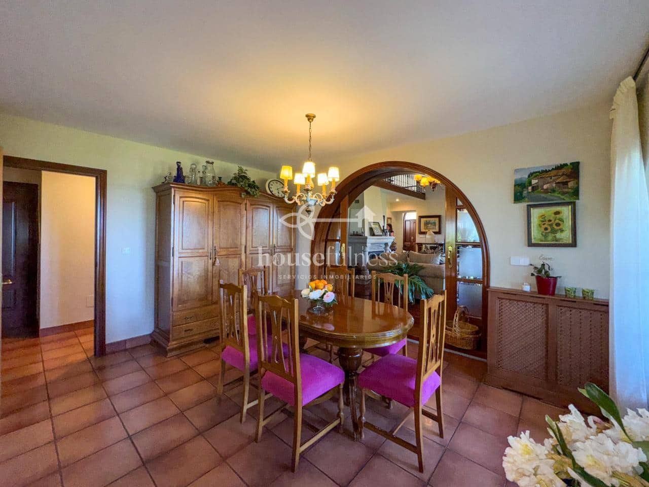 6 slaapkamer Villa te koop in Cabanas met zwembad garage - € 1.200.000 (Ref: 9232394)