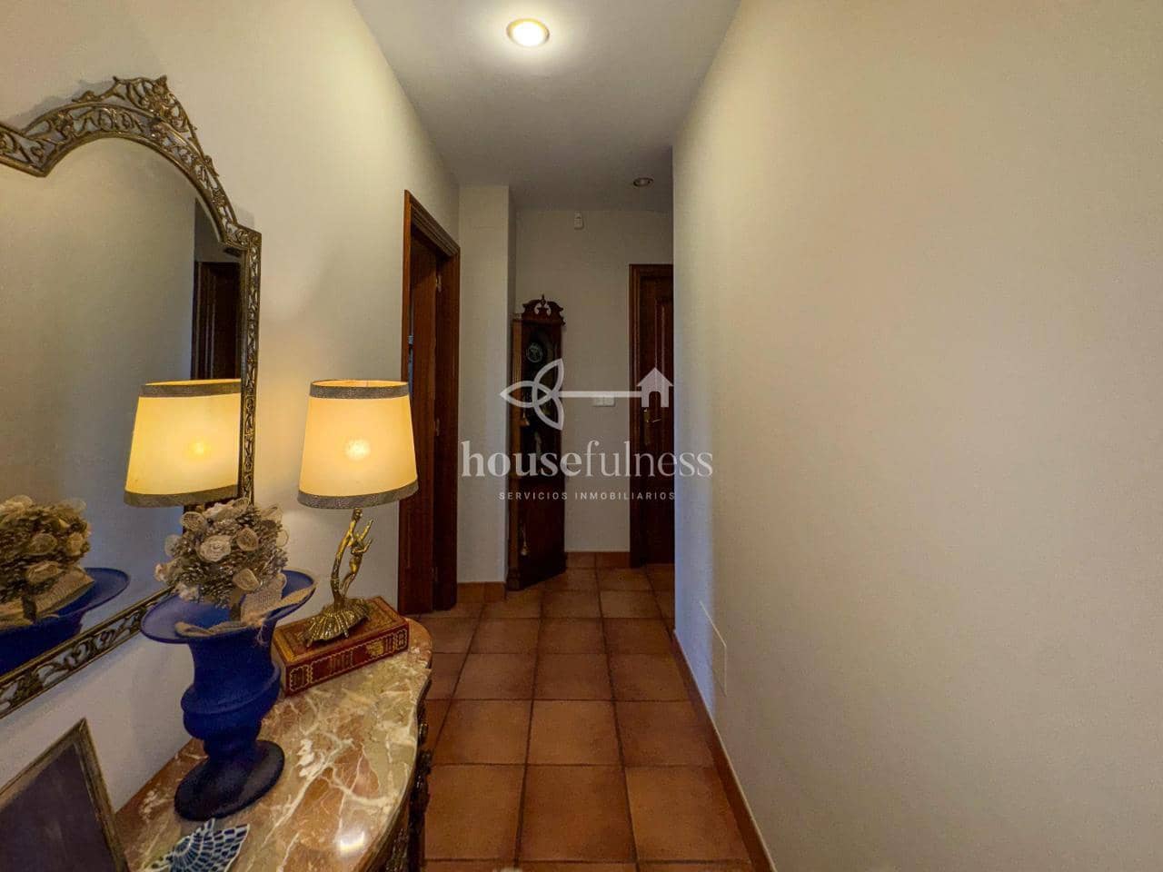 6 slaapkamer Villa te koop in Cabanas met zwembad garage - € 1.200.000 (Ref: 9232394)