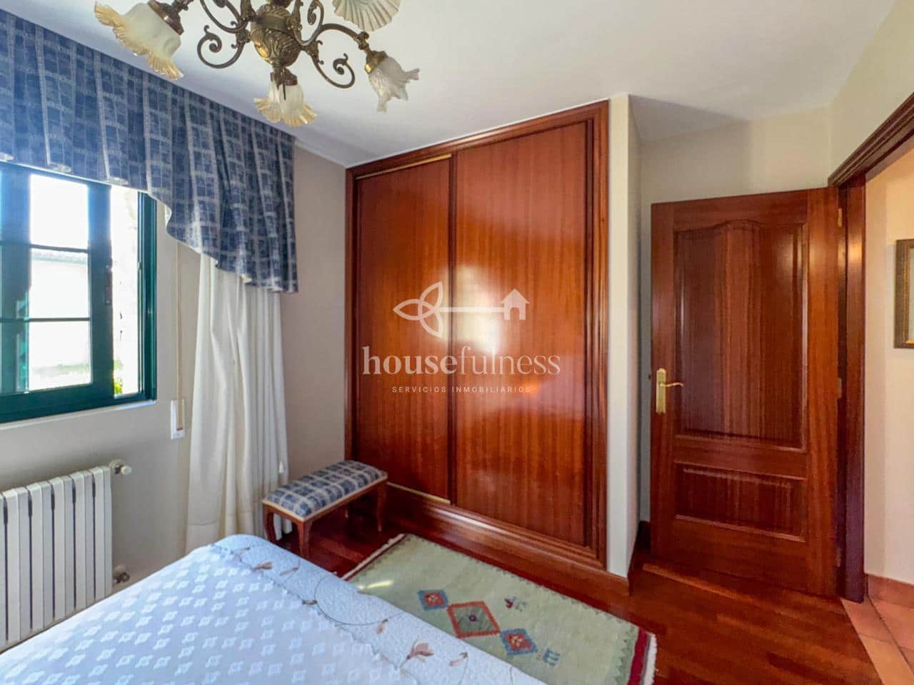 6 slaapkamer Villa te koop in Cabanas met zwembad garage - € 1.200.000 (Ref: 9232394)