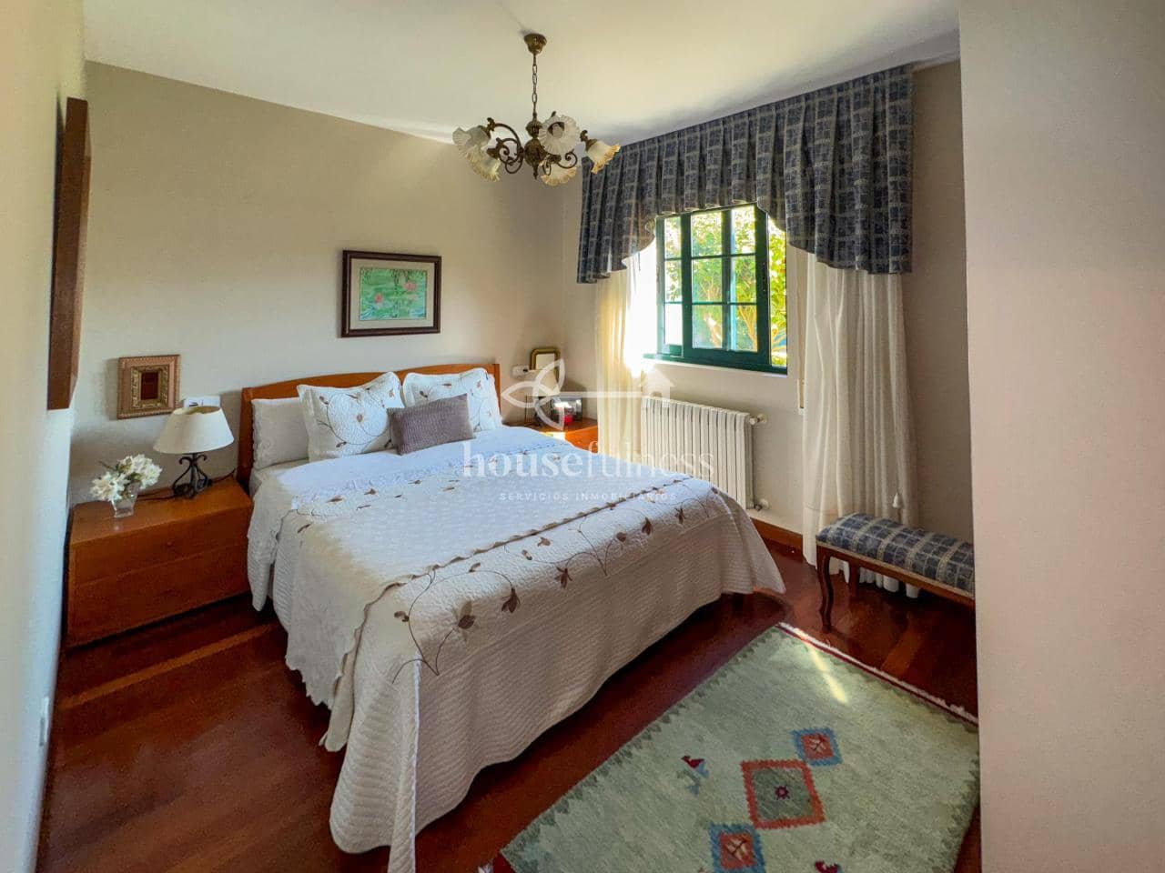 6 slaapkamer Villa te koop in Cabanas met zwembad garage - € 1.200.000 (Ref: 9232394)