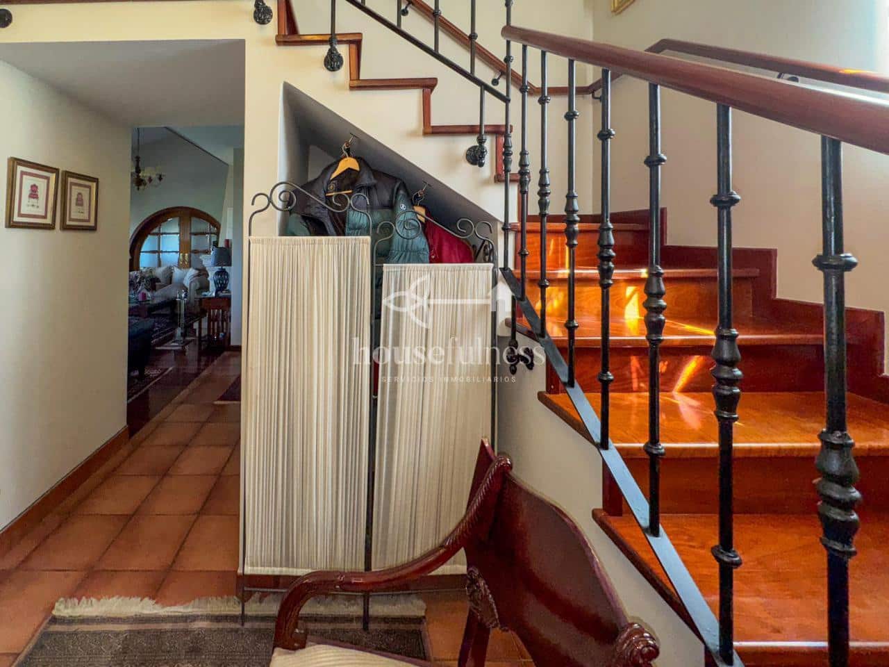 6 slaapkamer Villa te koop in Cabanas met zwembad garage - € 1.200.000 (Ref: 9232394)