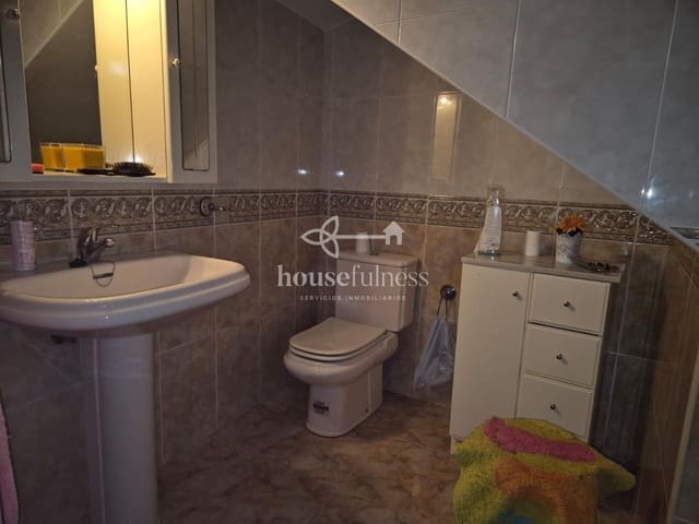 6 makuuhuone Omakotitalo myytävänä paikassa Cabanas - 200 000 € (Ref: 9236036)