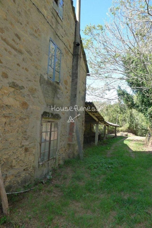 6 soveværelse Finca/Landehus til salg i Monfero - € 150.000 (Ref: 9236039)