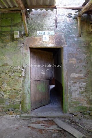 6 soveværelse Finca/Landehus til salg i Monfero - € 150.000 (Ref: 9236039)