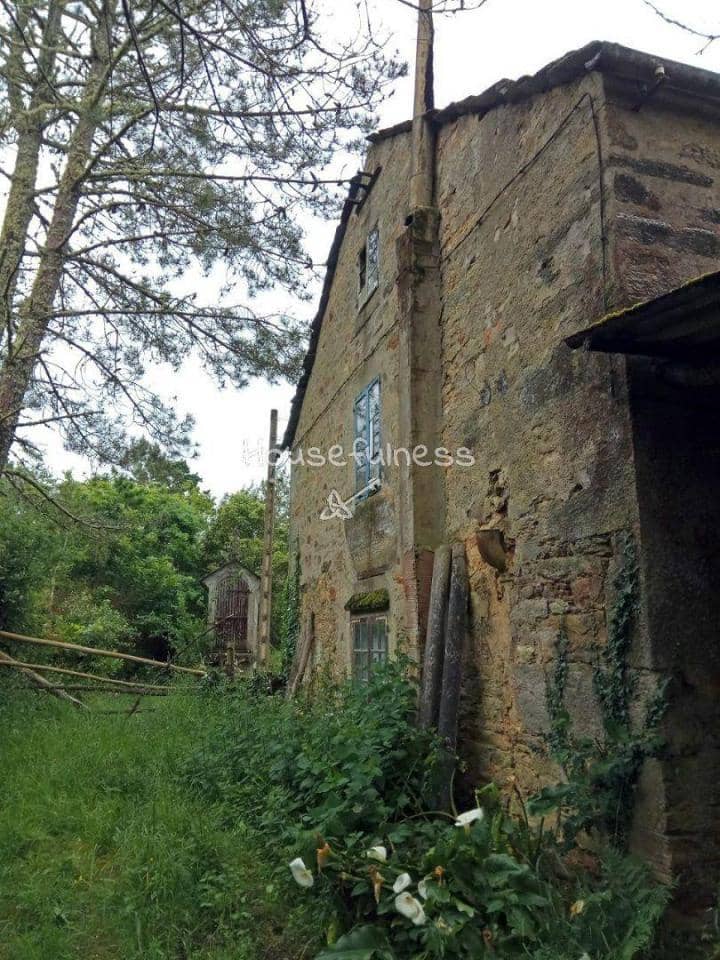 6 soveværelse Finca/Landehus til salg i Monfero - € 150.000 (Ref: 9236039)