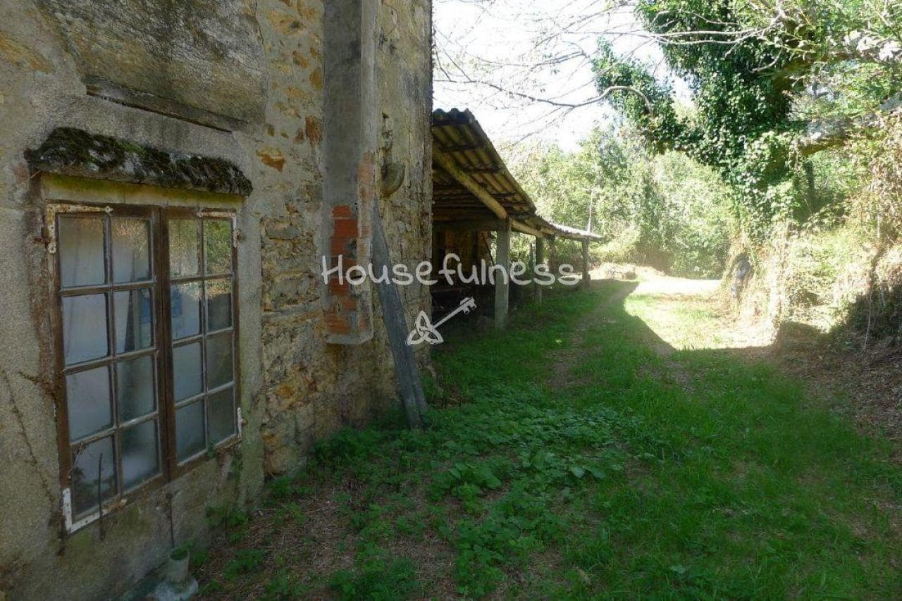 6 soveværelse Finca/Landehus til salg i Monfero - € 150.000 (Ref: 9236039)